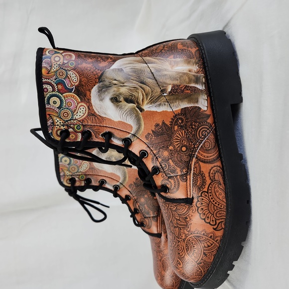 Cute Elephant Design Women Ankle Boots - Picture 2 of 7